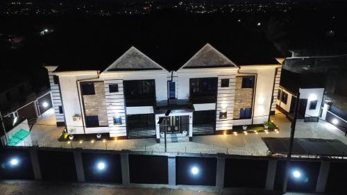 Зовнішній вигляд готелю, Cozy Luxury Apartments in Самагу