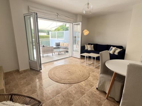 Three-Bedroom Apartment image 7