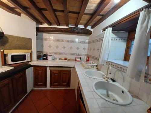 köök, B&B DANIELA affittacamere in Castiglione di Garfagnana