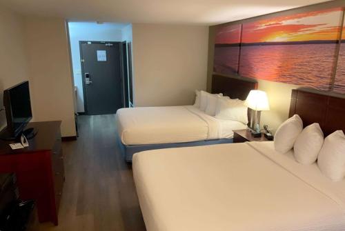 Days Inn & Suites by Wyndham Stevens Point