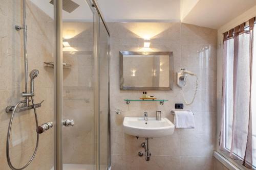 Inn Rome Rooms & Suites - main image