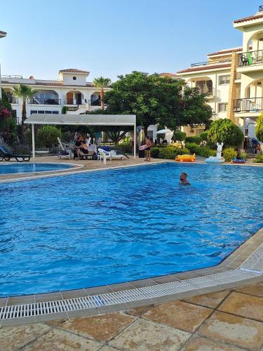 Charming Kalecik Apartment with Shared Pool and Free Parking Charming Kalecik Apartment with Shared Pool and Free Parking