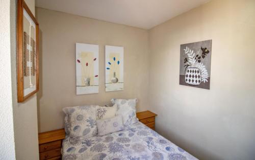 Apartment with Sea View image 8