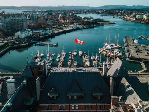 654444947 Fairmont Empress Hotel