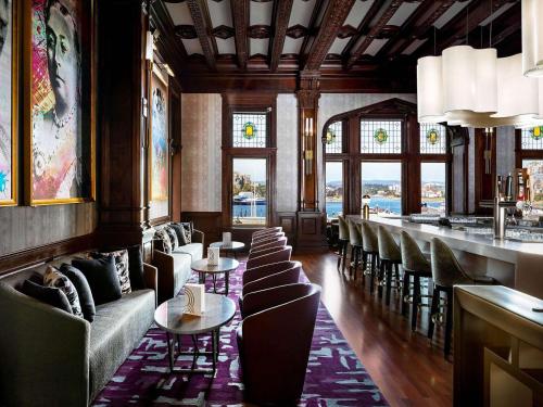 654445009 Fairmont Empress Hotel