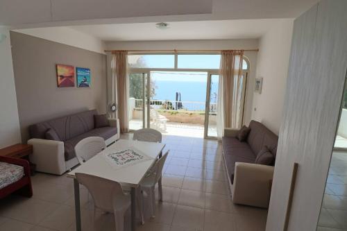 Casa Nisea Modern Two-Level Home with Sea View in Santa Cesarea Terme