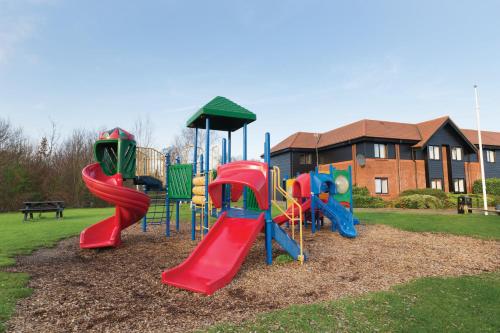 Facilities, Days Inn by Wyndham Stevenage North in Ashwell