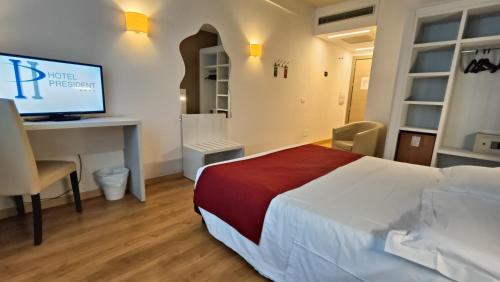 room detail thumbnail 1