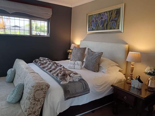 Hillton Manor Guest House Room Type - Deluxe Suite