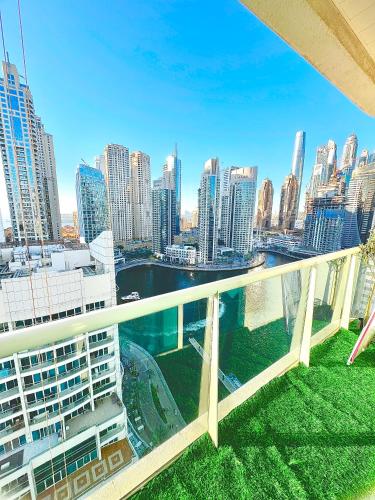 Stunning 2BR Marina View Apt Close to JBR, Dubaï (photo 6)