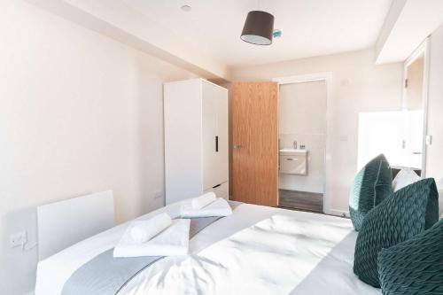 Fabulous 2 Bedroom Manchester Apartment