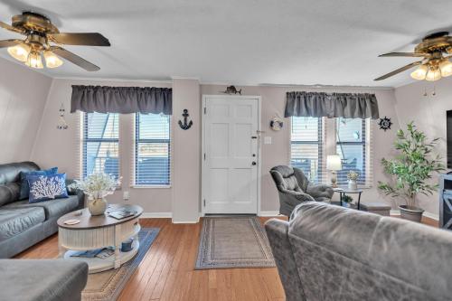 Beautiful Lakeview Chateau with Stunning Views home