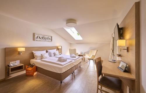 1 queen bed