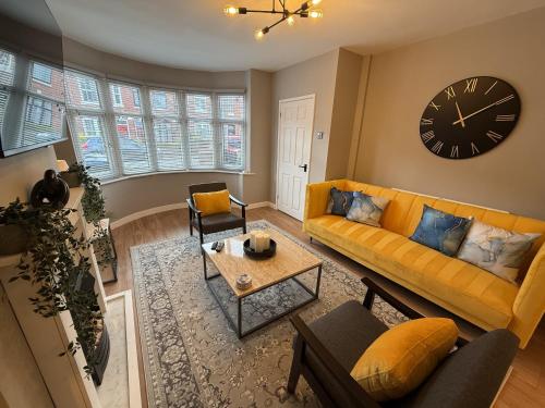 Spacious, Contemporary 2-bed House - Hosted by Hutch Lifestyle, Coventry (fotografie 2)