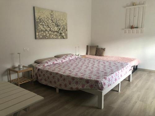 Two-Bedroom Deluxe Apartment with Balcony