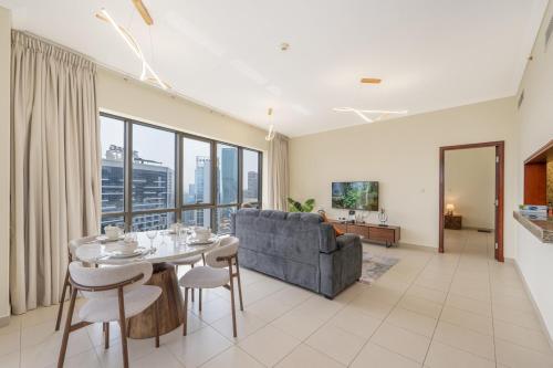 Downtown Retreat | 1BR with Skyline Views & WiFi, Dubái (foto 5)