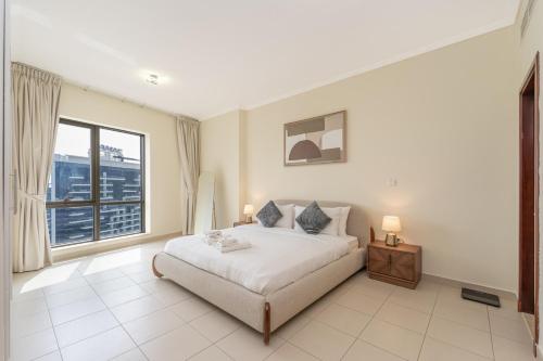 Downtown Retreat | 1BR with Skyline Views & WiFi, Dubái (foto 3)