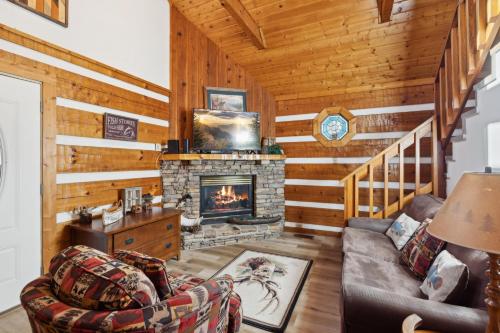 Anglers Perch 2523 – Gatlinburg, TN