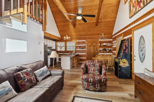 Anglers Perch 2523 – Gatlinburg, TN