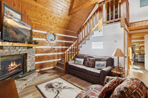 Anglers Perch 2523 – Gatlinburg, TN