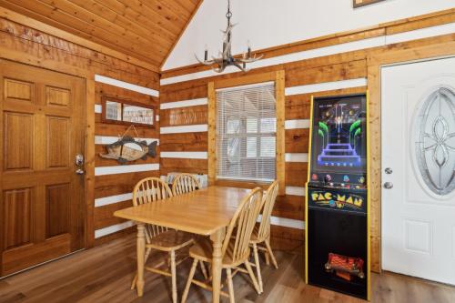 Anglers Perch 2523 – Gatlinburg, TN