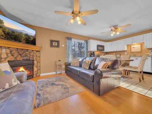 Mountain Charm #228 in Sevierville, USA