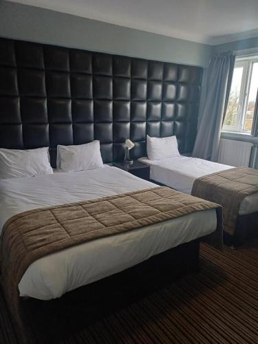 Kings Park Hotel - image 3