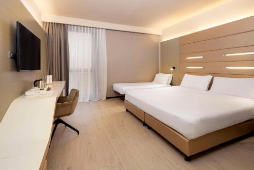 Best Western Plus Tower Hotel Bologna - image 7