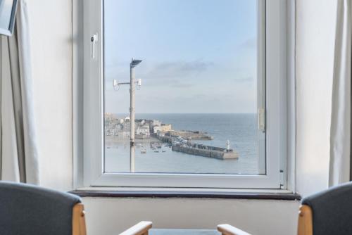 Facilities, Golden Hind in Saint Ives (Cornwall)