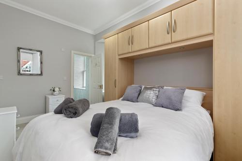 Two-Bedroom Apartment image 9