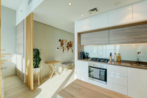 New! Stunning sea view studio | Balcony | Pool - image 14
