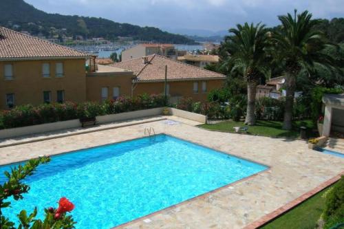 T2 with shared pool in Saint-Mandrier-sur-Mer - Apartment