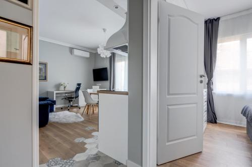 Quiet One-Bedroom Hеaven Relax and Unwind, Sofia (Foto 10)