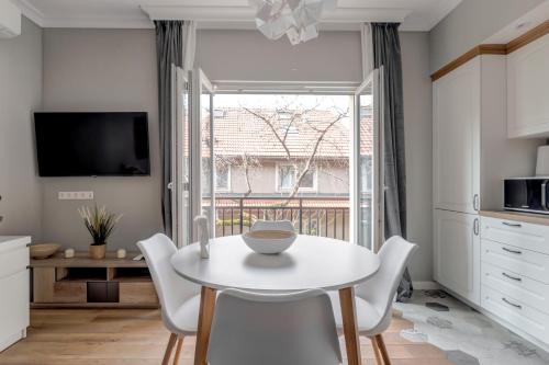 Quiet One-Bedroom Hеaven Relax and Unwind, Sofie