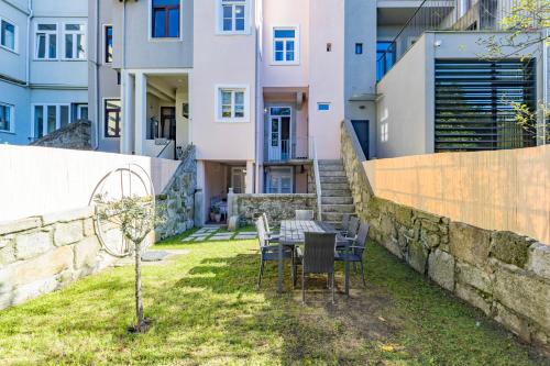 Alegria Rubi - Urban Oasis with Garden, Oporto