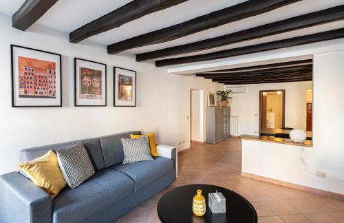 Campo de Fiori amazing view spacious apartment, Rom (Foto 8)