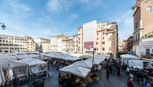 Campo de Fiori amazing view spacious apartment, Rom (Foto 7)