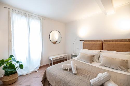 Campo de Fiori amazing view spacious apartment, Rom (Foto 9)