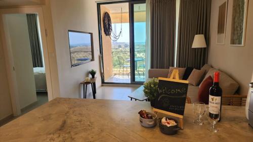 SeaView 202 in เคซารี