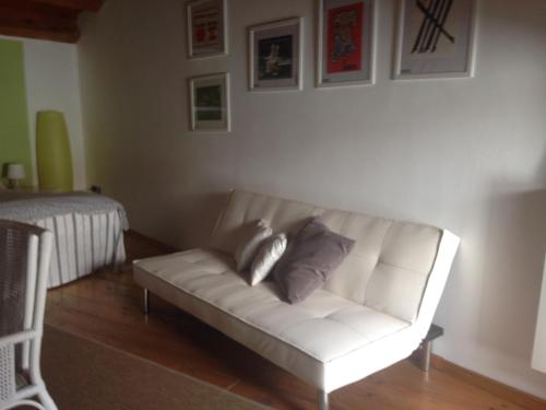 Apartment image 10