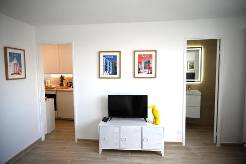 Studio Paris 4