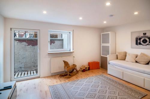 Superior One-Bedroom Apartment