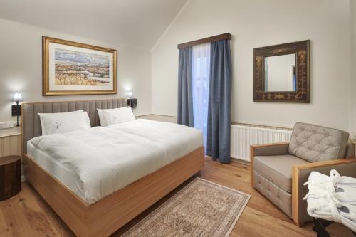 654508812 Reykjavik Marina - Berjaya Iceland Hotels