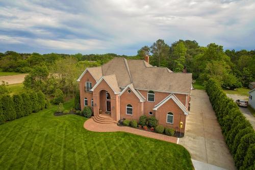 The Brooklyn Estate - image 11