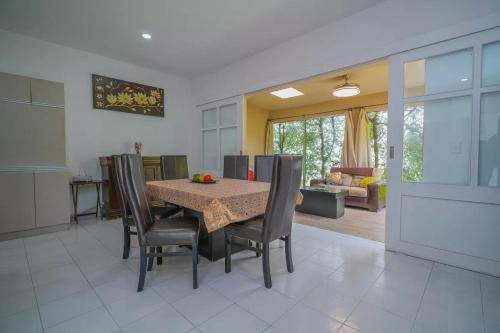 Rest house in Jiutepec, Mexico Viveros del Sur in Atlacomulco