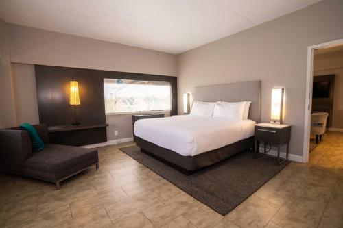 King Room - Hearing Accessible