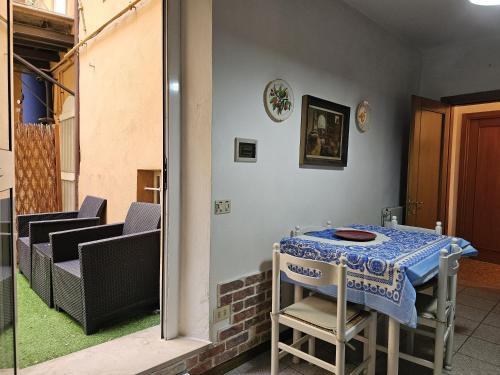 Two-Bedroom Apartment image 3