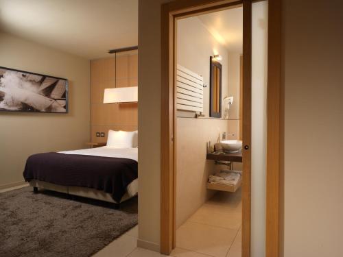 1 queen bed