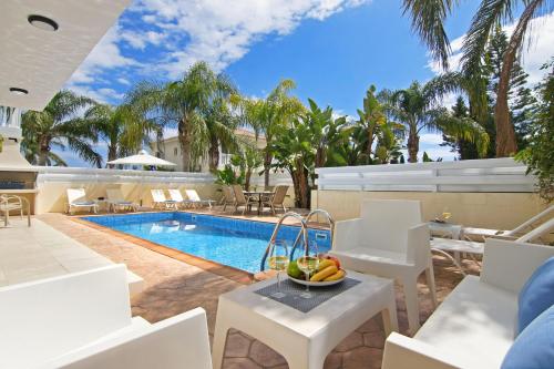 Nissi Sapphire Villa 2