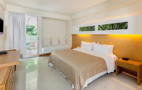 Balcony/terrace, GHL Hotel Club el Puente in Ricaurte